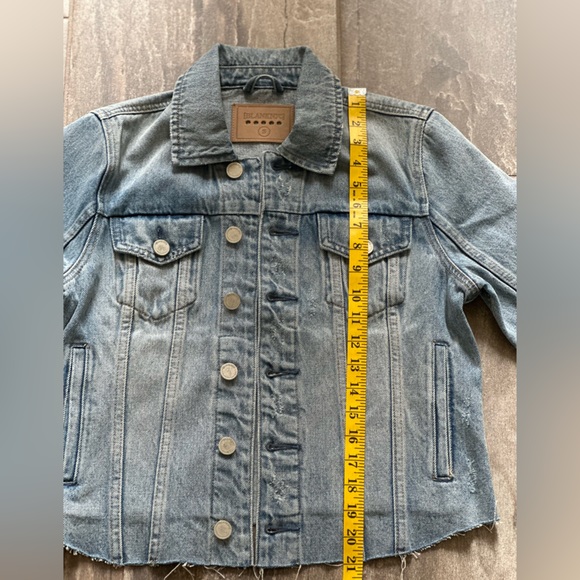 Denim jacket - Picture 4 of 6